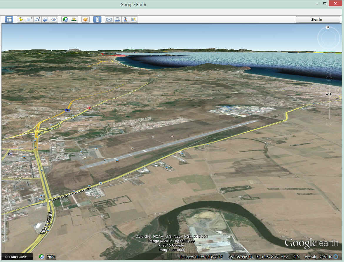 Tetouan_Airport.jpg (798324 bytes)