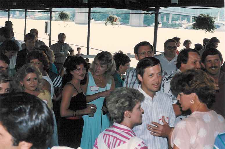 cruise06.jpg (39746 bytes)