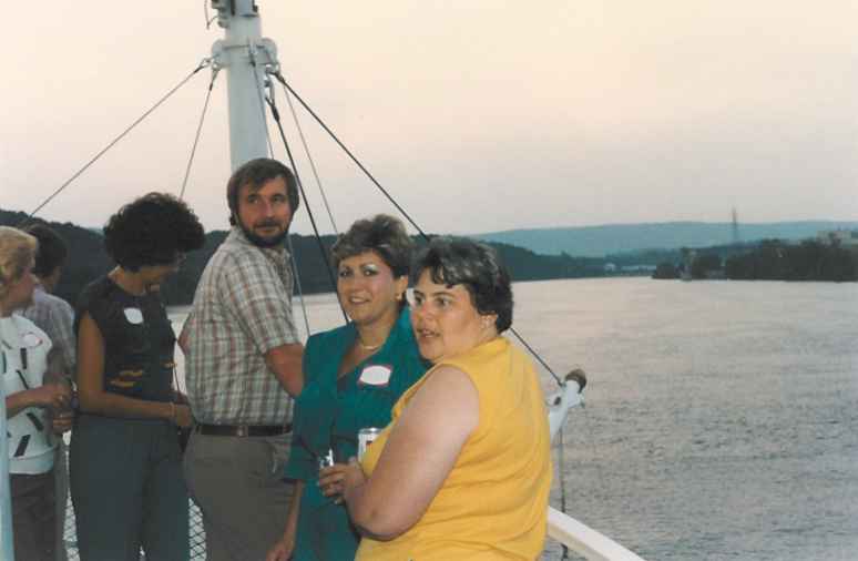cruise10.jpg (20625 bytes)