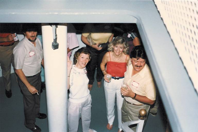 cruise13.jpg (43282 bytes)