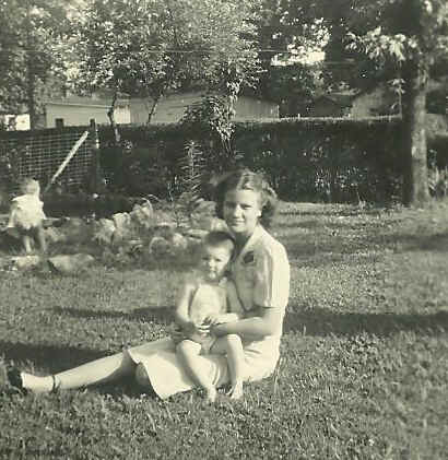 Ruth_Darrel_1943.jpg (179006 bytes)