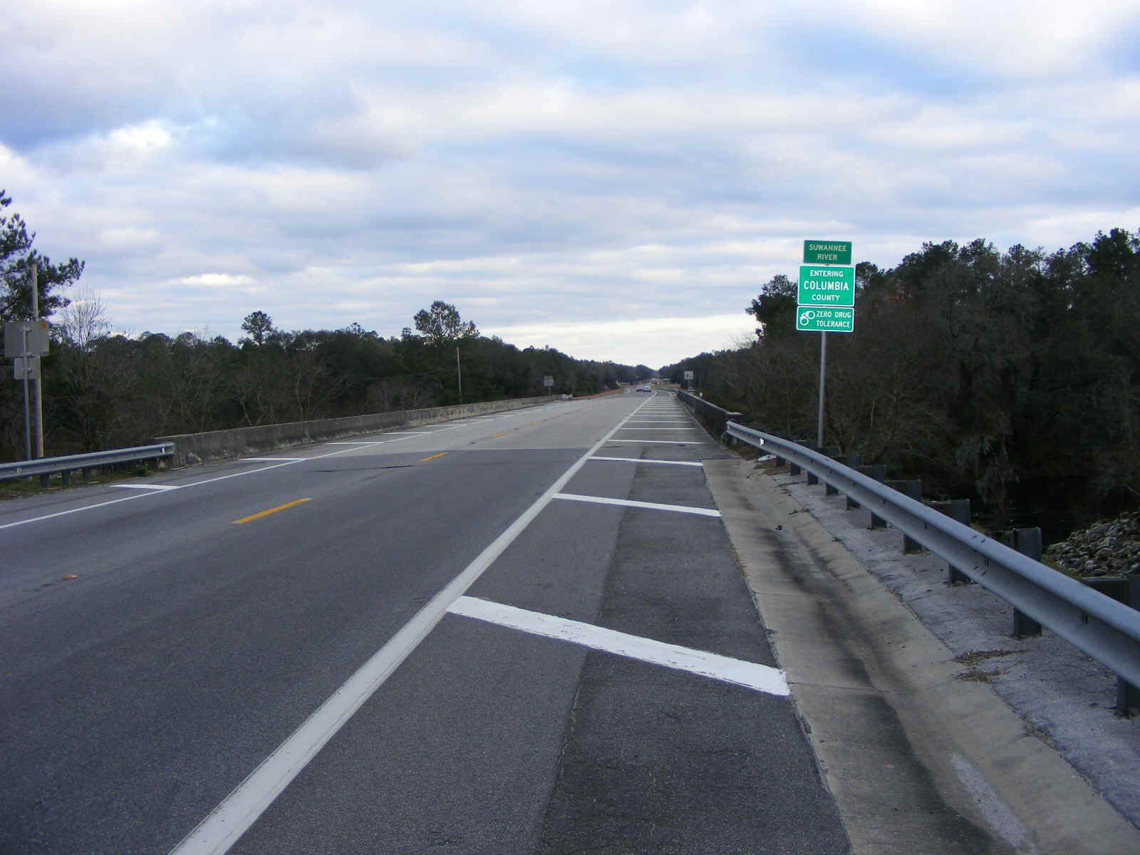 DSCT0971.JPG (564472 bytes)